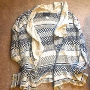 Pattern cardigan